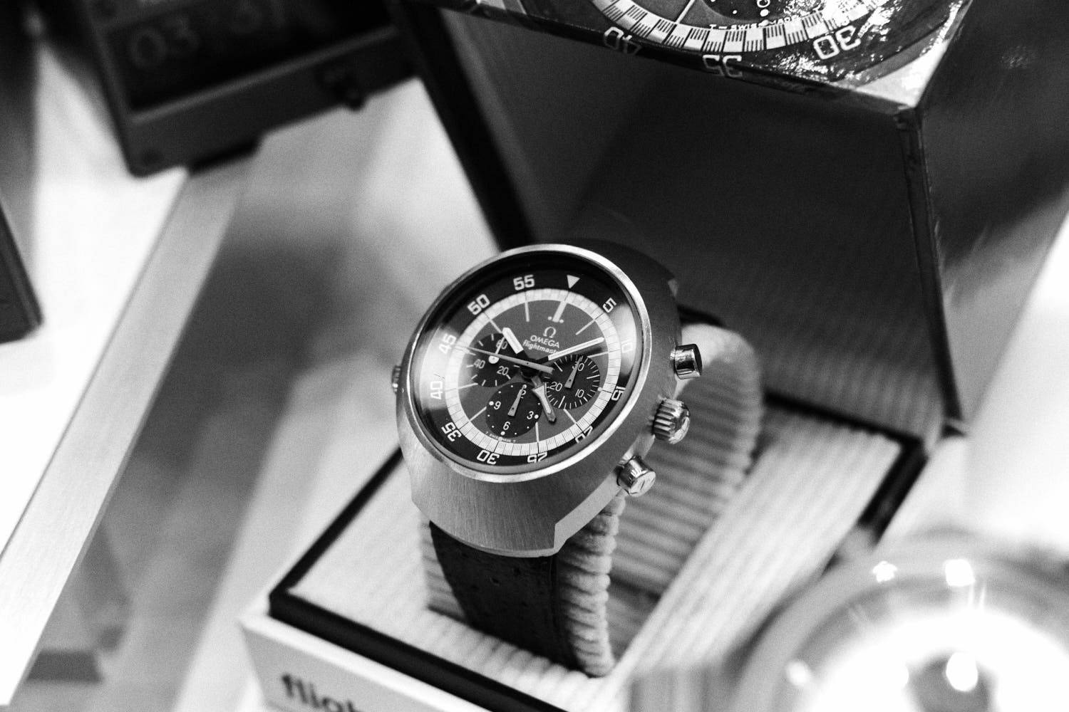 flightmaster1-Omega-Museum-Visit-Monochrome-Watches
