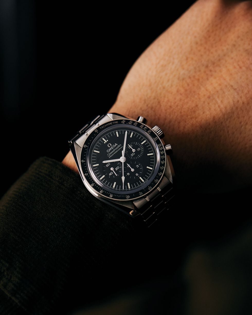 The Quality UK Fake Omega Speedmaster Moonwatch Professional Co-Axial Master Chronometer